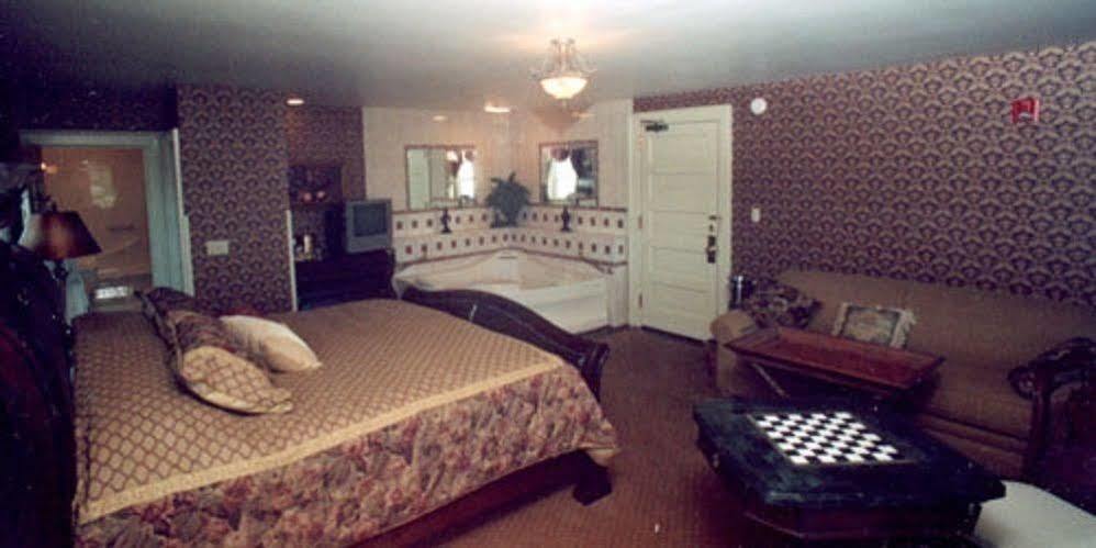 Julias Bed And Breakfast Hubbard Buitenkant foto